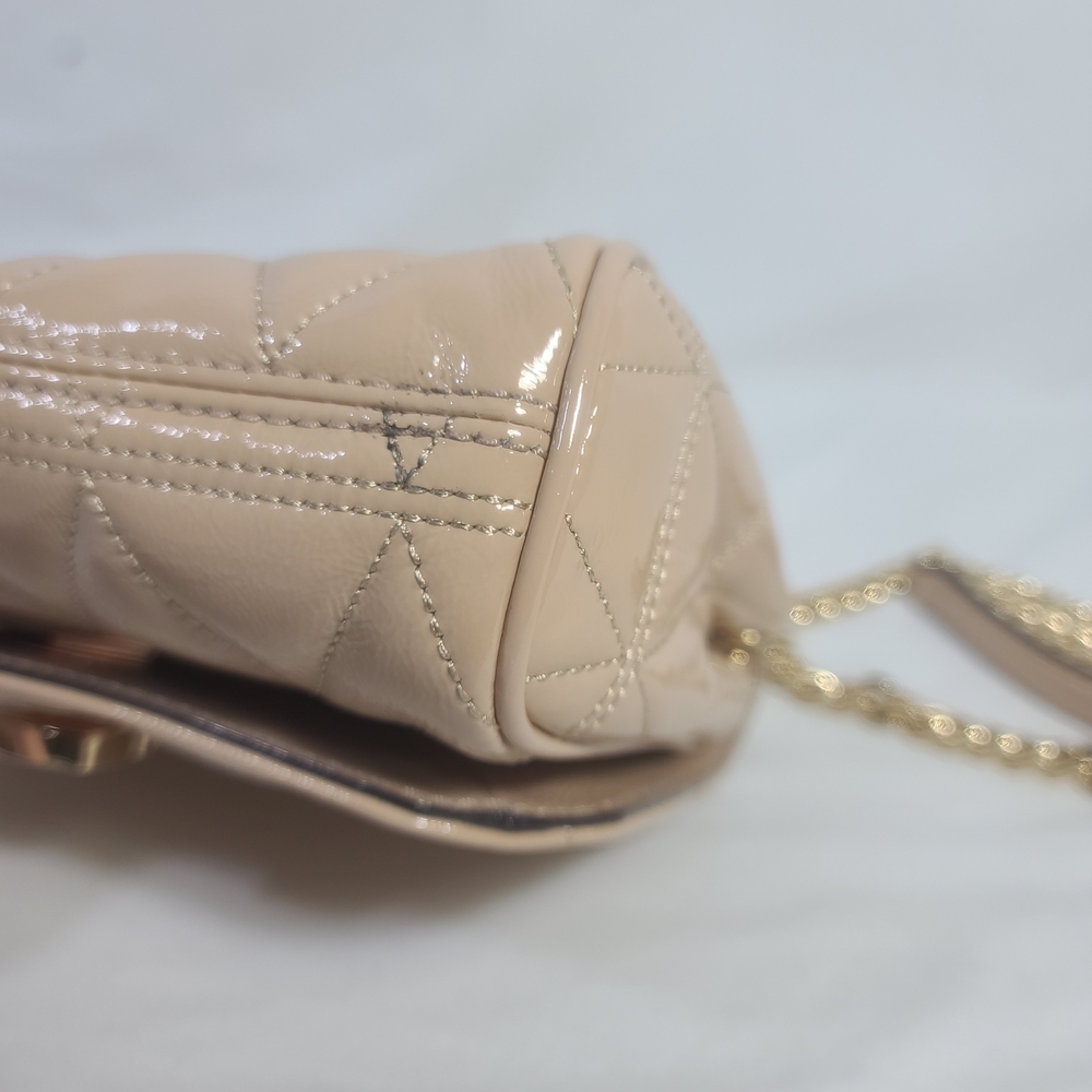 Michael Kors Vivianne Small Flap Shoulder Crossbody Patent Leather Beige Purse - Picture 6 of 16